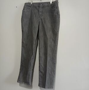 Gloria Vanderbilt Ladies Amanda Gray Jeans. Size 14 Short